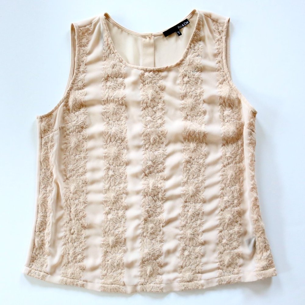 Ro & De Cream Embroidered Sleeveless Blouse Size M